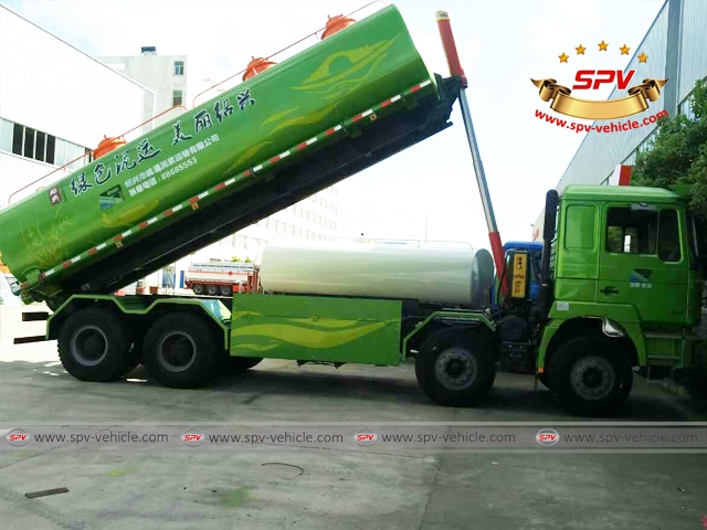 25,000 litres sludge dump truck-Shacman-side view